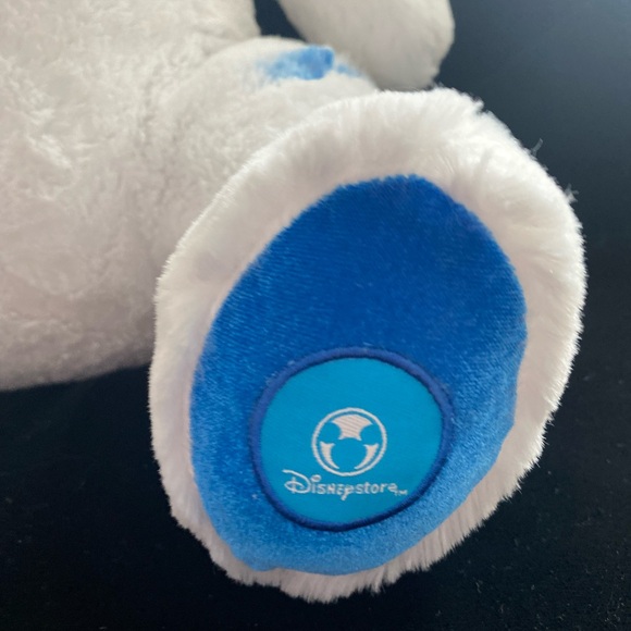 2012 Disney Store Winter Tigger Large Plush T26 - Picture 3 of 7